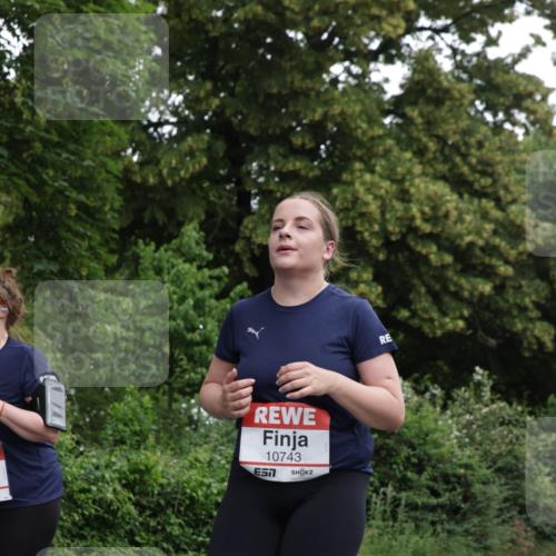 14.06.2026 - REWE Women's Run Jannik Wohlers http://msf.ph/oto/9789320 14.06.2026 10:02:23 Laufen 10743, 7 meine-sportfotos.de