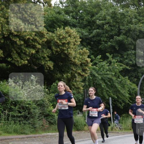 14.06.2026 - REWE Women's Run Jannik Wohlers http://msf.ph/oto/9789355 14.06.2026 10:02:26 Laufen 10852, 57, 11127 meine-sportfotos.de
