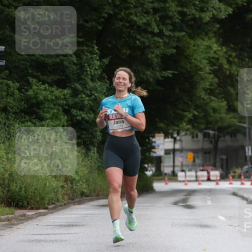 14.06.2026 - REWE Women's Run Jannik Wohlers http://msf.ph/oto/9789419 14.06.2026 09:41:53 Laufen 10072 meine-sportfotos.de