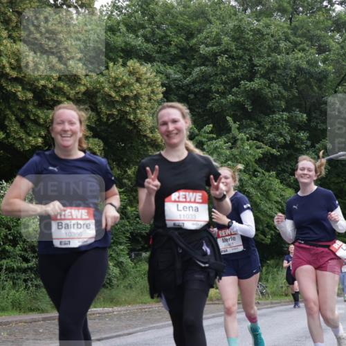 14.06.2026 - REWE Women's Run Jannik Wohlers http://msf.ph/oto/9789427 14.06.2026 10:02:33 Laufen 10350, 7, 11033, 657, 10467, 50 meine-sportfotos.de