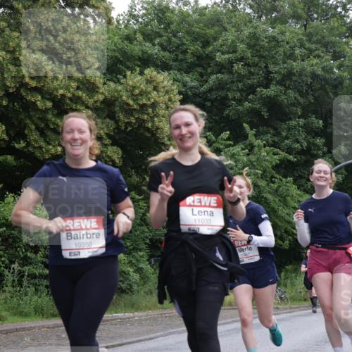 14.06.2026 - REWE Women's Run Jannik Wohlers http://msf.ph/oto/9789430 14.06.2026 10:02:33 Laufen 10350, 57, 11033, 10467, 51 meine-sportfotos.de