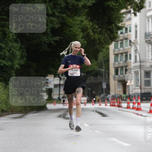 14.06.2026 - REWE Women's Run Jannik Wohlers http://msf.ph/oto/9789448 14.06.2026 09:42:39 Laufen 10020, 7 meine-sportfotos.de