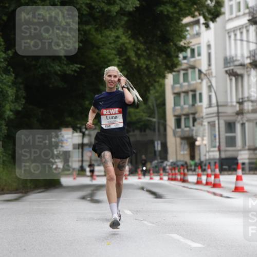 14.06.2026 - REWE Women's Run Jannik Wohlers http://msf.ph/oto/9789461 14.06.2026 09:42:40 Laufen 10020, 57 meine-sportfotos.de