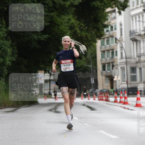 14.06.2026 - REWE Women's Run Jannik Wohlers http://msf.ph/oto/9789463 14.06.2026 09:42:40 Laufen 10020, 57 meine-sportfotos.de