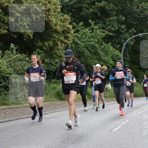 14.06.2026 - REWE Women's Run Jannik Wohlers http://msf.ph/oto/9789464 14.06.2026 10:02:39 Laufen 11145, 11153, 7 meine-sportfotos.de