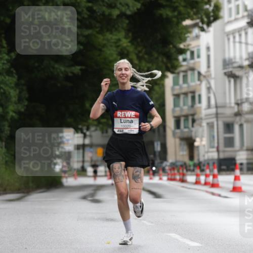 14.06.2026 - REWE Women's Run Jannik Wohlers http://msf.ph/oto/9789469 14.06.2026 09:42:41 Laufen 10020, 57 meine-sportfotos.de