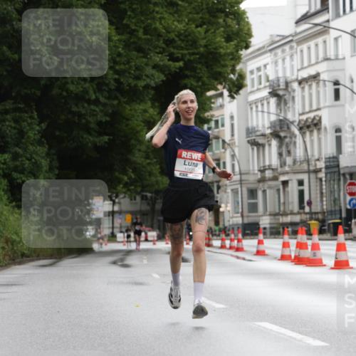 14.06.2026 - REWE Women's Run Jannik Wohlers http://msf.ph/oto/9789481 14.06.2026 09:42:42 Laufen 10020, 57 meine-sportfotos.de