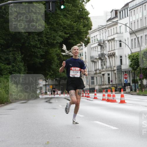 14.06.2026 - REWE Women's Run Jannik Wohlers http://msf.ph/oto/9789489 14.06.2026 09:42:42 Laufen 10020, 1 meine-sportfotos.de
