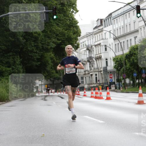 14.06.2026 - REWE Women's Run Jannik Wohlers http://msf.ph/oto/9789496 14.06.2026 09:42:42 Laufen 10020, 1, 7 meine-sportfotos.de