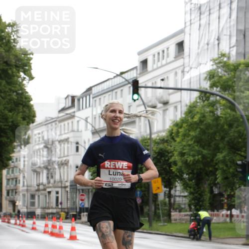 14.06.2026 - REWE Women's Run Jannik Wohlers http://msf.ph/oto/9789511 14.06.2026 09:42:43 Laufen 10020, 01 meine-sportfotos.de