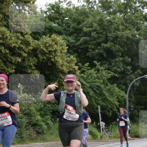 14.06.2026 - REWE Women's Run Jannik Wohlers http://msf.ph/oto/9789514 14.06.2026 10:02:43 Laufen 11393, 10022 meine-sportfotos.de