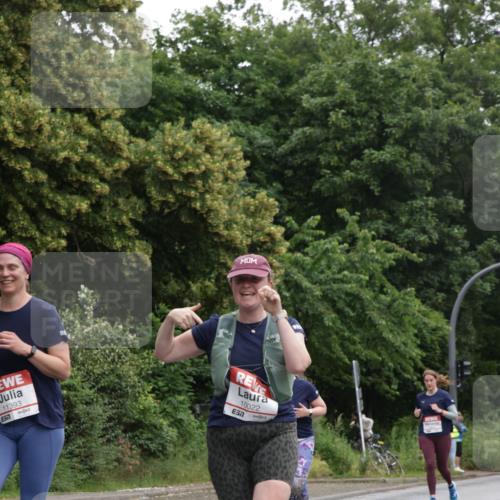 14.06.2026 - REWE Women's Run Jannik Wohlers http://msf.ph/oto/9789515 14.06.2026 10:02:43 Laufen 11393, 57, 10022 meine-sportfotos.de