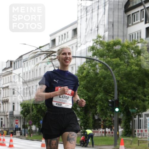 14.06.2026 - REWE Women's Run Jannik Wohlers http://msf.ph/oto/9789522 14.06.2026 09:42:44 Laufen 10020 meine-sportfotos.de