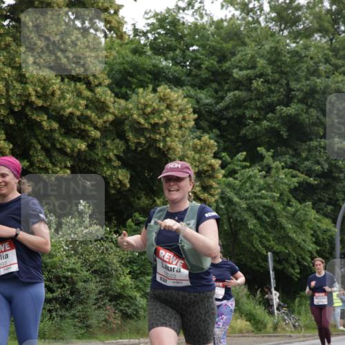 14.06.2026 - REWE Women's Run Jannik Wohlers http://msf.ph/oto/9789523 14.06.2026 10:02:43 Laufen 393, 10022 meine-sportfotos.de