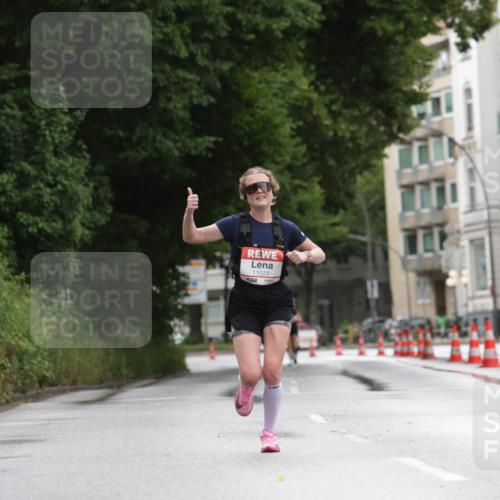 14.06.2026 - REWE Women's Run Jannik Wohlers http://msf.ph/oto/9789532 14.06.2026 09:43:00 Laufen 11023, 57 meine-sportfotos.de