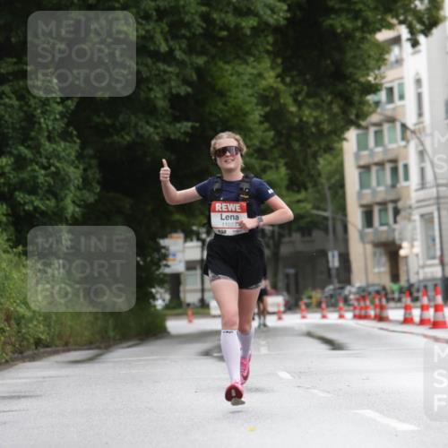 14.06.2026 - REWE Women's Run Jannik Wohlers http://msf.ph/oto/9789540 14.06.2026 09:43:00 Laufen 11023, 57 meine-sportfotos.de
