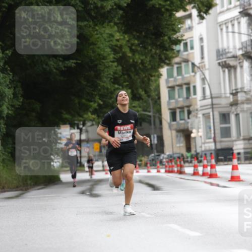 14.06.2026 - REWE Women's Run Jannik Wohlers http://msf.ph/oto/9789604 14.06.2026 09:43:16 Laufen 10892 meine-sportfotos.de