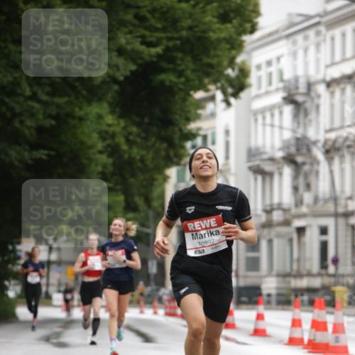 14.06.2026 - REWE Women's Run Jannik Wohlers http://msf.ph/oto/9789618 14.06.2026 09:43:19 Laufen 10892, 7 meine-sportfotos.de