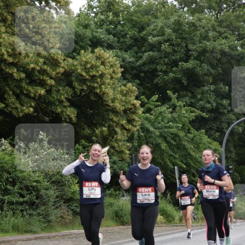 14.06.2026 - REWE Women's Run Jannik Wohlers http://msf.ph/oto/9789690 14.06.2026 10:02:59 Laufen 10846, 57, 10114, 7, 10376 meine-sportfotos.de