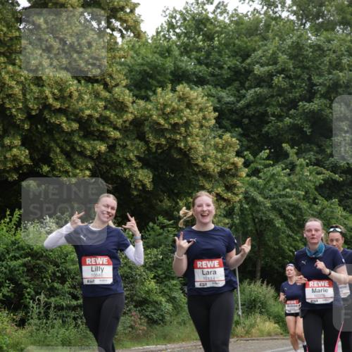 14.06.2026 - REWE Women's Run Jannik Wohlers http://msf.ph/oto/9789715 14.06.2026 10:03:00 Laufen 10846, 577, 10114, 51, 10376 meine-sportfotos.de
