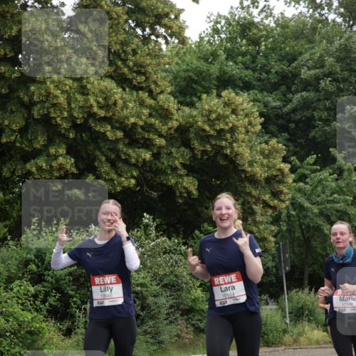 14.06.2026 - REWE Women's Run Jannik Wohlers http://msf.ph/oto/9789725 14.06.2026 10:03:00 Laufen 10846, 10114, 657, 10376 meine-sportfotos.de