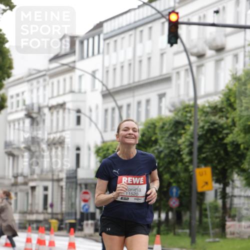 14.06.2026 - REWE Women's Run Jannik Wohlers http://msf.ph/oto/9789726 14.06.2026 09:43:24 Laufen 11520 meine-sportfotos.de