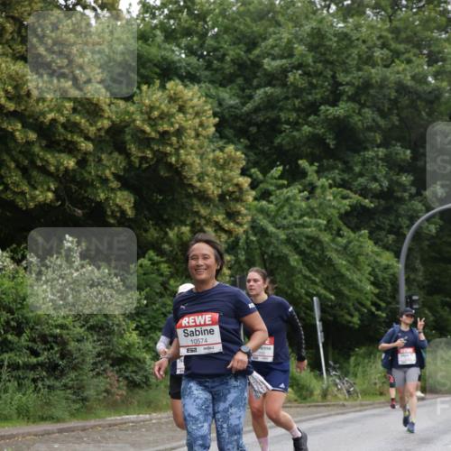 14.06.2026 - REWE Women's Run Jannik Wohlers http://msf.ph/oto/9789797 14.06.2026 10:03:05 Laufen 10574, 57 meine-sportfotos.de