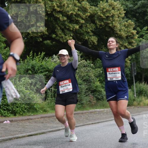 14.06.2026 - REWE Women's Run Jannik Wohlers http://msf.ph/oto/9789815 14.06.2026 10:03:07 Laufen 574, 10766, 57, 11200 meine-sportfotos.de