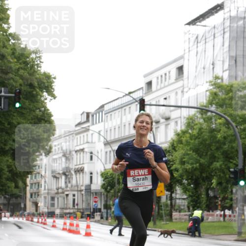 14.06.2026 - REWE Women's Run Jannik Wohlers http://msf.ph/oto/9789818 14.06.2026 09:43:31 Laufen 10430, 7 meine-sportfotos.de
