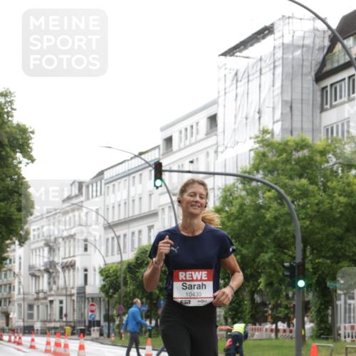 14.06.2026 - REWE Women's Run Jannik Wohlers http://msf.ph/oto/9789826 14.06.2026 09:43:32 Laufen 10430, 7 meine-sportfotos.de