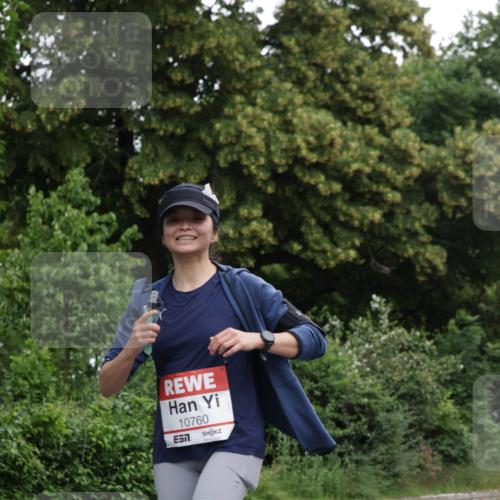 14.06.2026 - REWE Women's Run Jannik Wohlers http://msf.ph/oto/9789894 14.06.2026 10:03:11 Laufen 10760, 7 meine-sportfotos.de