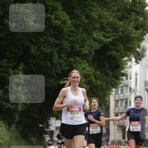 14.06.2026 - REWE Women's Run Jannik Wohlers http://msf.ph/oto/9789959 14.06.2026 09:44:05 Laufen 10790, 7, 10120, 657, 10118 meine-sportfotos.de