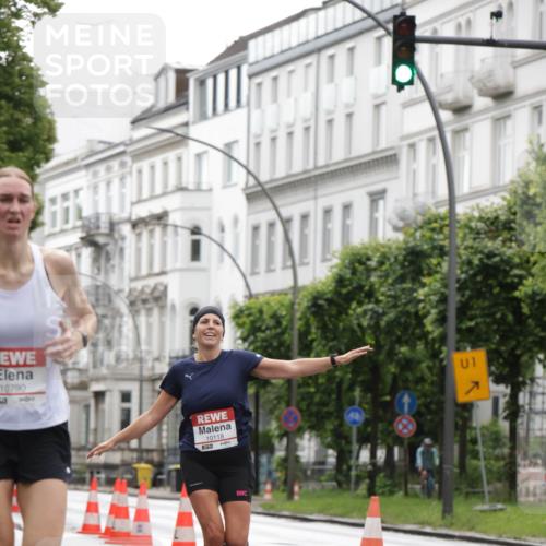 14.06.2026 - REWE Women's Run Jannik Wohlers http://msf.ph/oto/9789973 14.06.2026 09:44:07 Laufen 1411, 10790, 10118, 657, 01, 7 meine-sportfotos.de