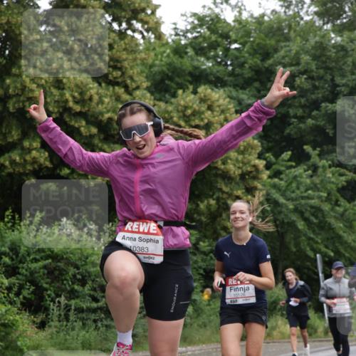 14.06.2026 - REWE Women's Run Jannik Wohlers http://msf.ph/oto/9789974 14.06.2026 10:03:23 Laufen 10383, 10126, 57 meine-sportfotos.de