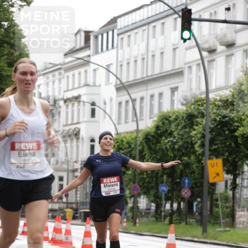 14.06.2026 - REWE Women's Run Jannik Wohlers http://msf.ph/oto/9789978 14.06.2026 09:44:07 Laufen 10790, 10118, 57 meine-sportfotos.de