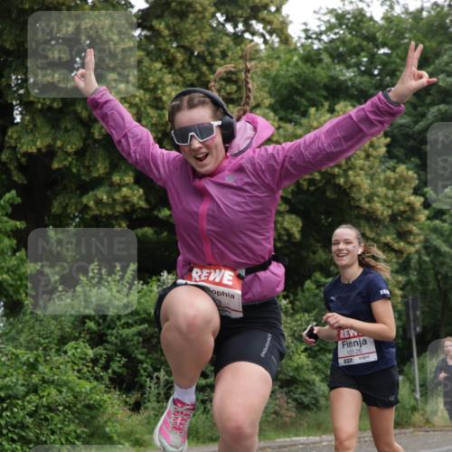 14.06.2026 - REWE Women's Run Jannik Wohlers http://msf.ph/oto/9789983 14.06.2026 10:03:23 Laufen 3, 10126 meine-sportfotos.de
