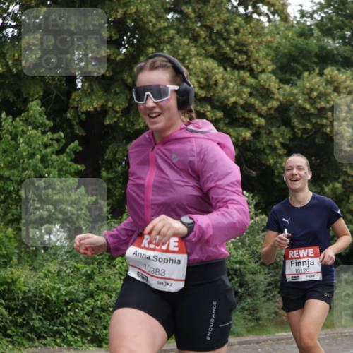 14.06.2026 - REWE Women's Run Jannik Wohlers http://msf.ph/oto/9789994 14.06.2026 10:03:23 Laufen 10383, 10126, 7 meine-sportfotos.de