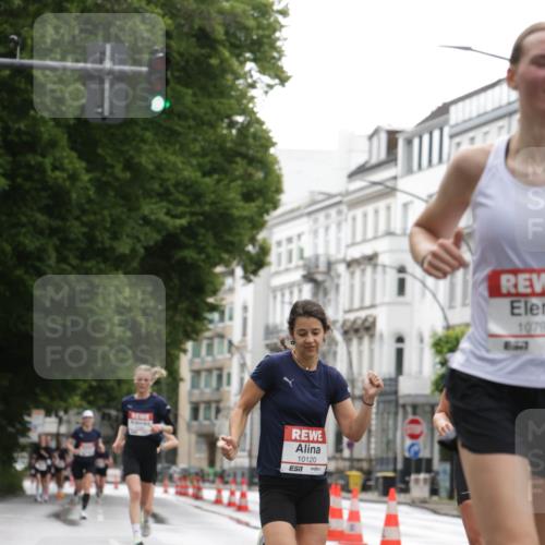 14.06.2026 - REWE Women's Run Jannik Wohlers http://msf.ph/oto/9789999 14.06.2026 09:44:08 Laufen 10120, 7, 1079, 6137 meine-sportfotos.de