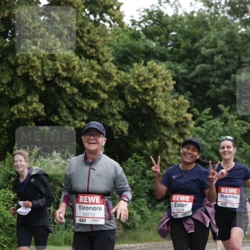 14.06.2026 - REWE Women's Run Jannik Wohlers http://msf.ph/oto/9790039 14.06.2026 10:03:26 Laufen 10712, 57, 10248, 57, 10692, 7 meine-sportfotos.de