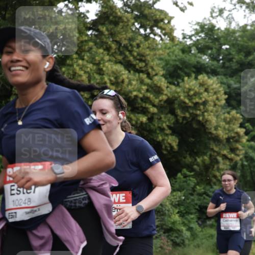 14.06.2026 - REWE Women's Run Jannik Wohlers http://msf.ph/oto/9790070 14.06.2026 10:03:28 Laufen 10248 meine-sportfotos.de