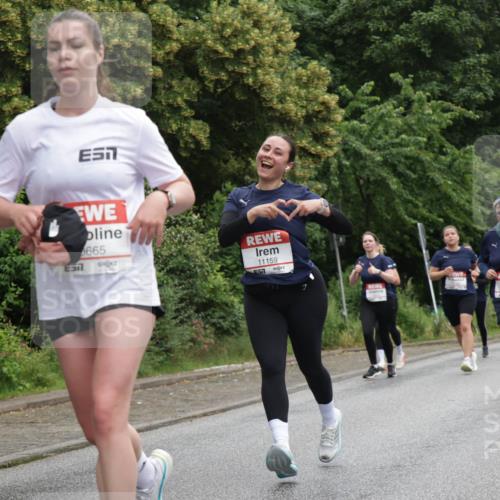 14.06.2026 - REWE Women's Run Jannik Wohlers http://msf.ph/oto/9790116 14.06.2026 10:03:32 Laufen 7, 665, 11159 meine-sportfotos.de