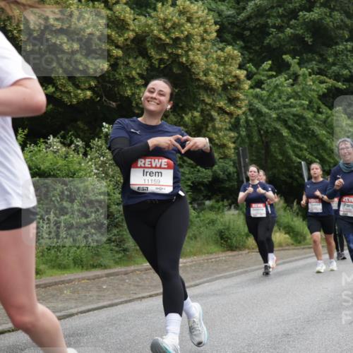14.06.2026 - REWE Women's Run Jannik Wohlers http://msf.ph/oto/9790130 14.06.2026 10:03:32 Laufen 10665, 7, 11159, 7, 1086 meine-sportfotos.de