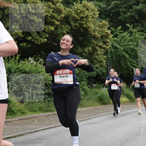 14.06.2026 - REWE Women's Run Jannik Wohlers http://msf.ph/oto/9790133 14.06.2026 10:03:32 Laufen 7, 10665, 11159 meine-sportfotos.de