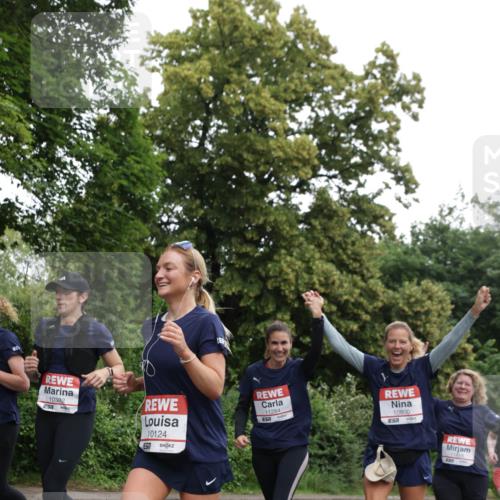 14.06.2026 - REWE Women's Run Jannik Wohlers http://msf.ph/oto/9790197 14.06.2026 10:03:38 Laufen 10382, 10124, 517, 11284, 651, 10800, 57, 11455 meine-sportfotos.de