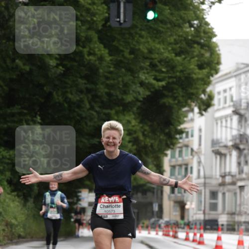 14.06.2026 - REWE Women's Run Jannik Wohlers http://msf.ph/oto/9790216 14.06.2026 09:44:29 Laufen 10573, 57 meine-sportfotos.de