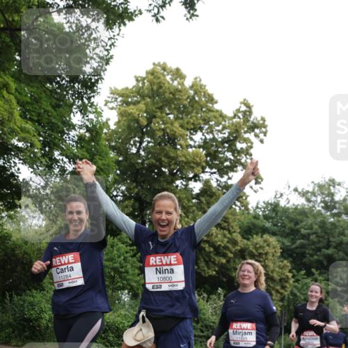 14.06.2026 - REWE Women's Run Jannik Wohlers http://msf.ph/oto/9790225 14.06.2026 10:03:38 Laufen 11284, 577, 10800, 7, 11455 meine-sportfotos.de
