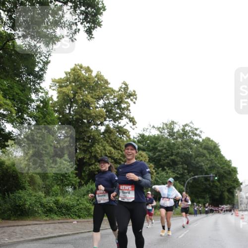 14.06.2026 - REWE Women's Run Jannik Wohlers http://msf.ph/oto/9790233 14.06.2026 10:03:41 Laufen 1064, 1 meine-sportfotos.de