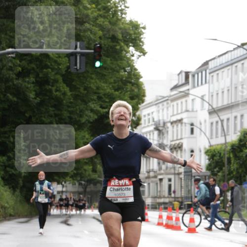 14.06.2026 - REWE Women's Run Jannik Wohlers http://msf.ph/oto/9790248 14.06.2026 09:44:30 Laufen 10573, 7 meine-sportfotos.de