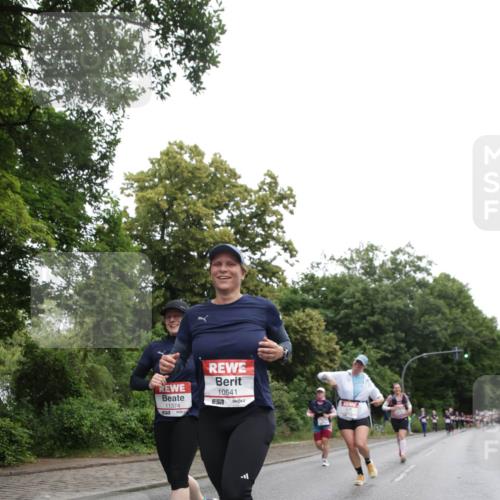 14.06.2026 - REWE Women's Run Jannik Wohlers http://msf.ph/oto/9790249 14.06.2026 10:03:41 Laufen 11374, 657, 10641 meine-sportfotos.de