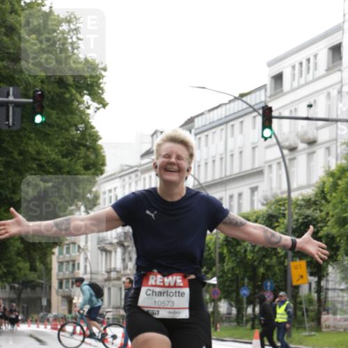 14.06.2026 - REWE Women's Run Jannik Wohlers http://msf.ph/oto/9790271 14.06.2026 09:44:30 Laufen 10573, 5577 meine-sportfotos.de